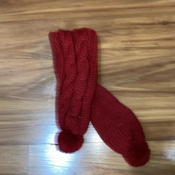 NWOT Red Scarf 🧣 for dogs or cat it’s giving all too well taylor swift vibes - Picture 2 of 4